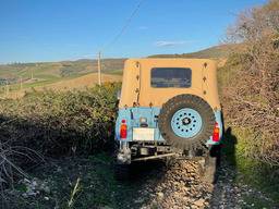 UAZ-469 – Canvas top